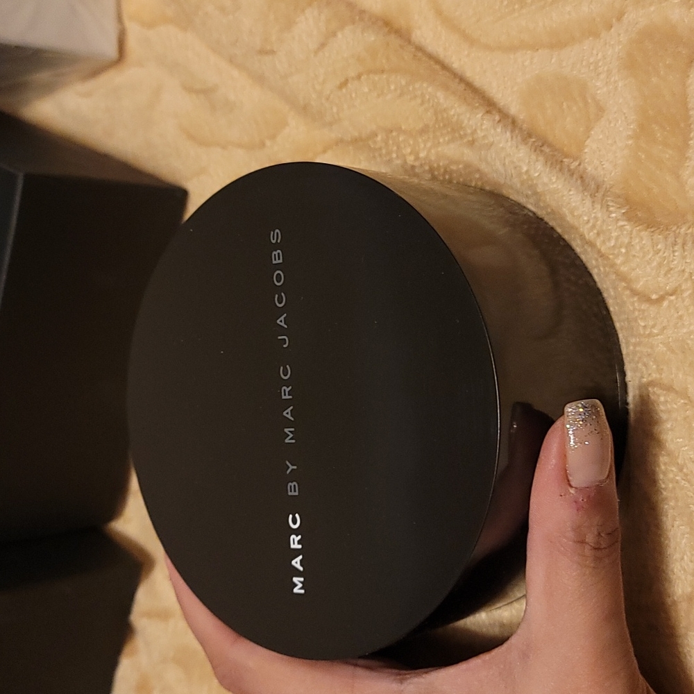 Marc Jacobs Watch Box - Picture 3 of 4